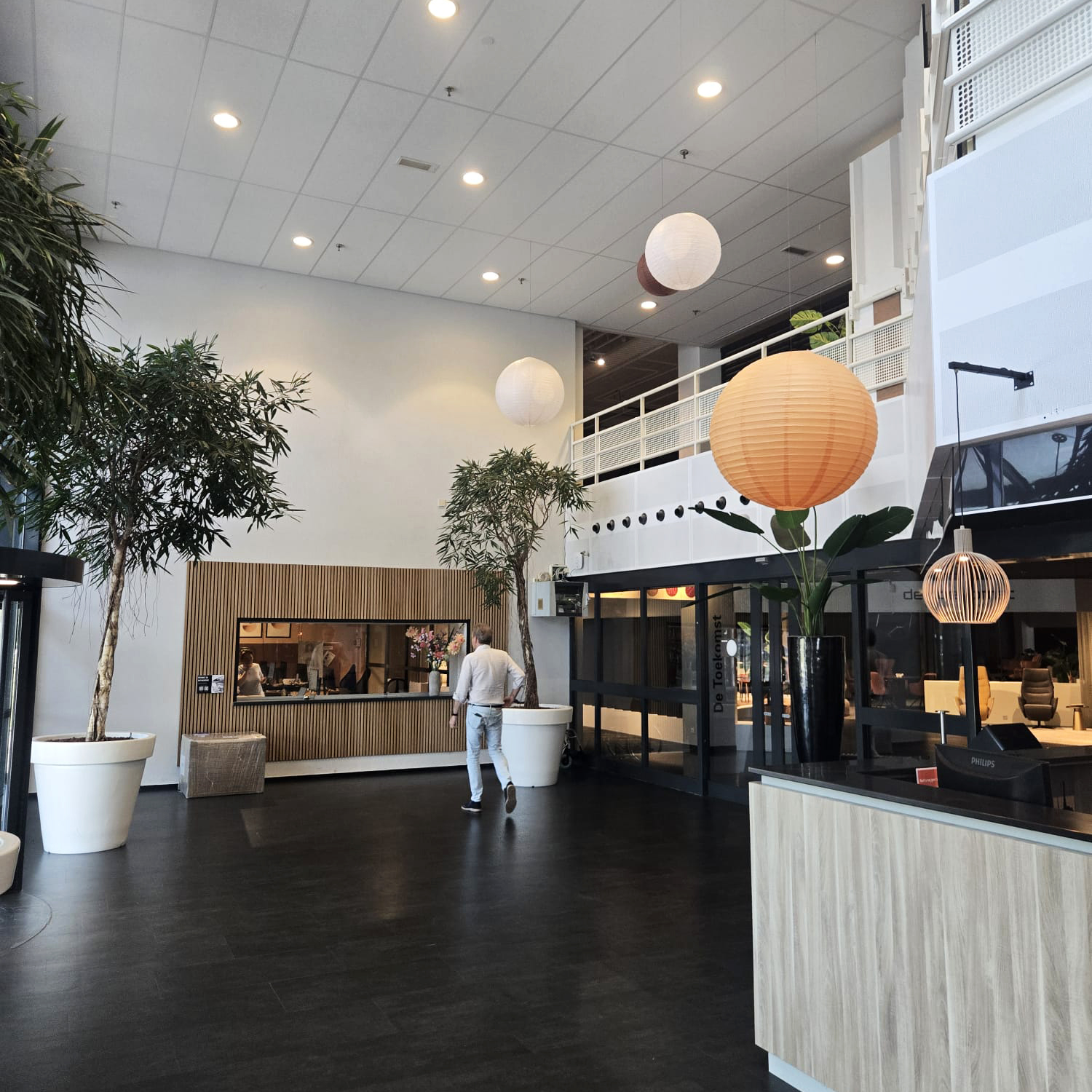 Showroom image 7